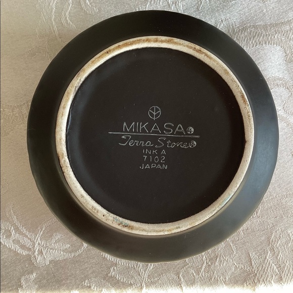 Vintage Rare 1960’s Mikasa Terra Stone Ink Black Creamer Pitcher and Sugar Bowl - Picture 11 of 11